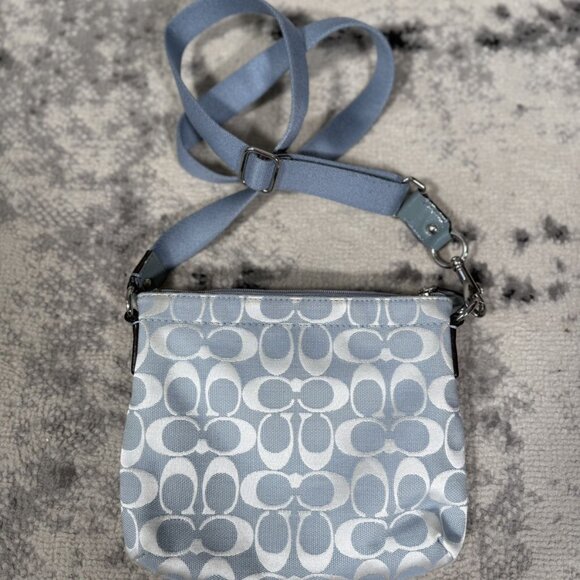 Y2K Coach Powder Blue Crossbody Bag - Picture 2 of 6